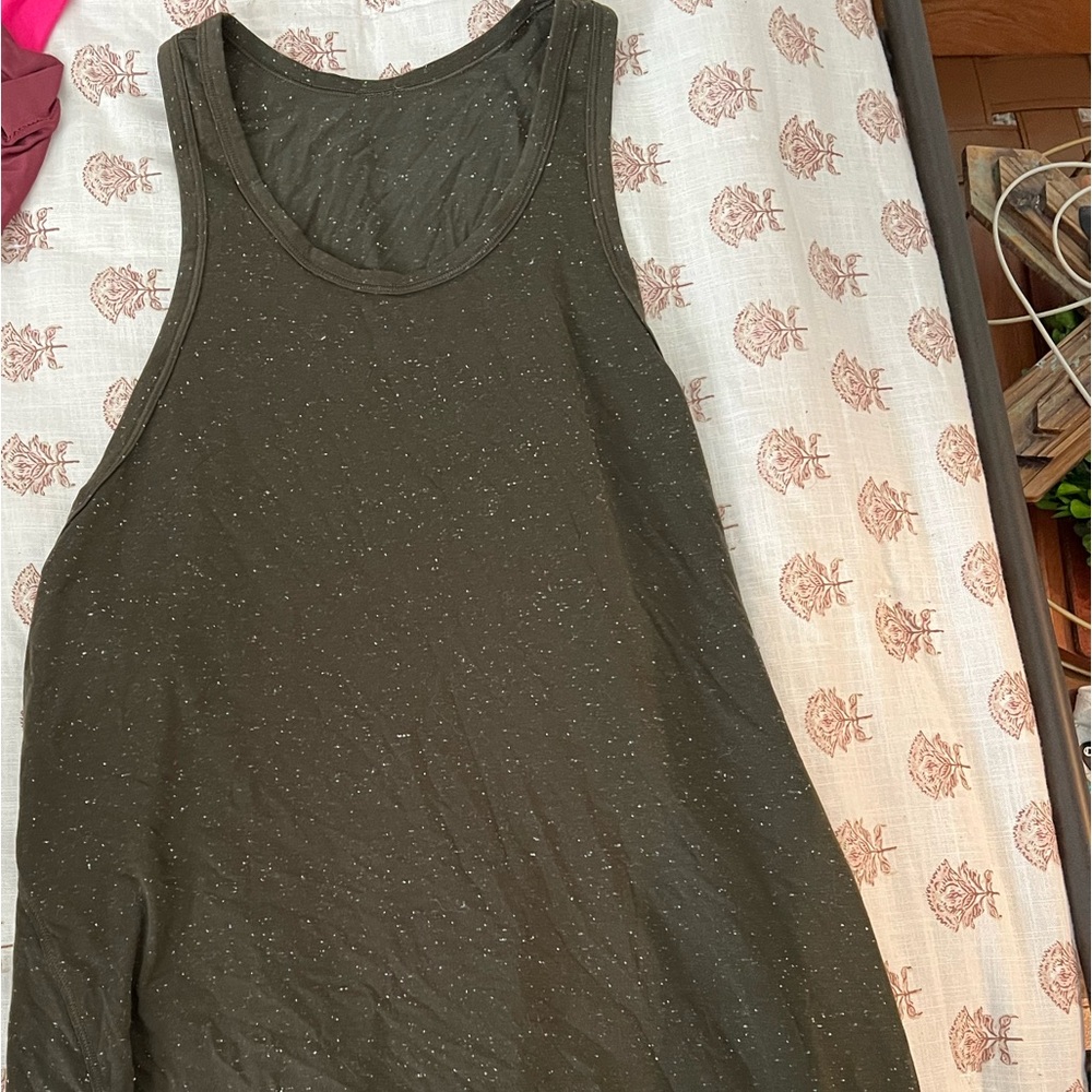 Lululemon open back tank